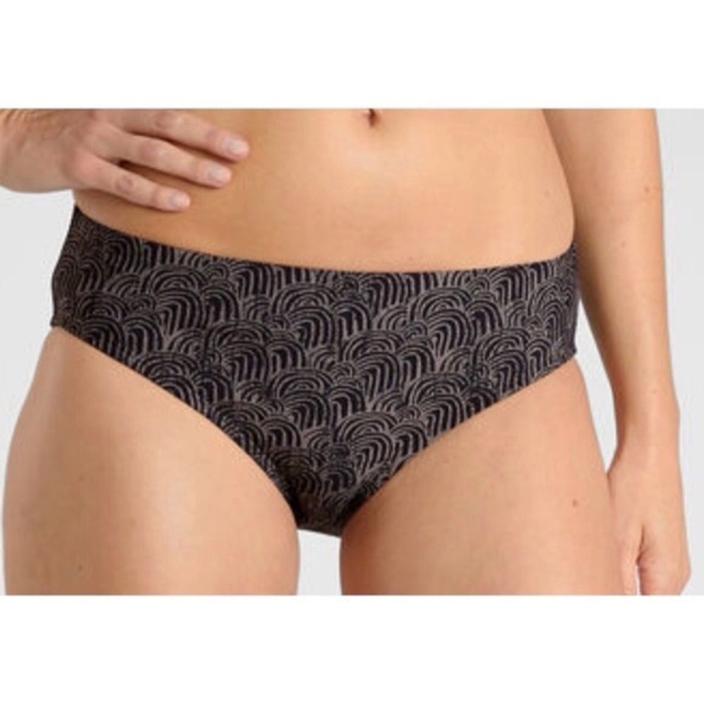 Title Nine Lehua swim bottoms